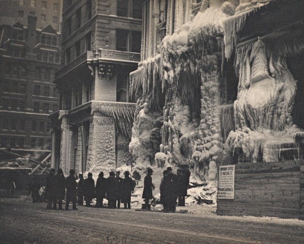 Equitable Life Assurance Building in Manhattan nach Brand, 1912.